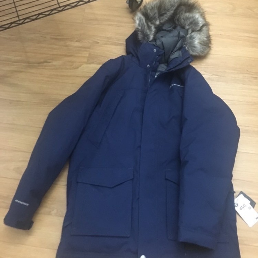 Eddie Bauer Jacket perfect for winter